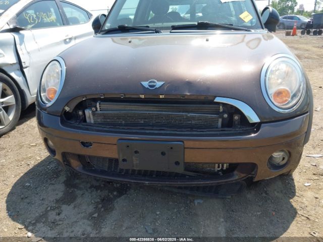 2010 MINI COOPER CLUBMAN WMWML3C56ATX38237 Photo 5