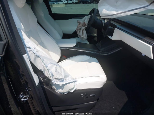 2022 TESLA MODEL X 7SAXCBE60NF342056 Photo 4