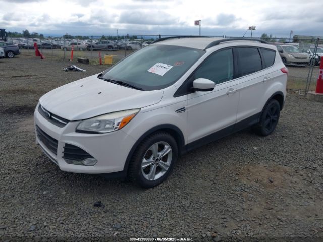 1FMCU9GX4EUB09341 Ford ESCAPE SE