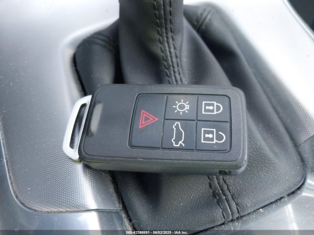 2017 VOLVO S60 YV140MTL2H2437104 Photo 10