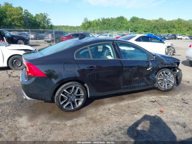 YV140MTL2H2437104 Volvo S60 T5 Dynamic