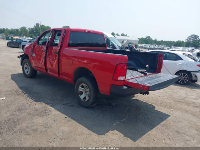 2016 RAM 1500 1C6RR7FT1GS299348 Photo 2