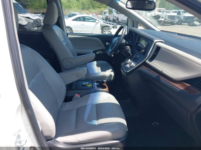 2015 TOYOTA SIENNA 5TDDK3DC2FS108045 Photo 4