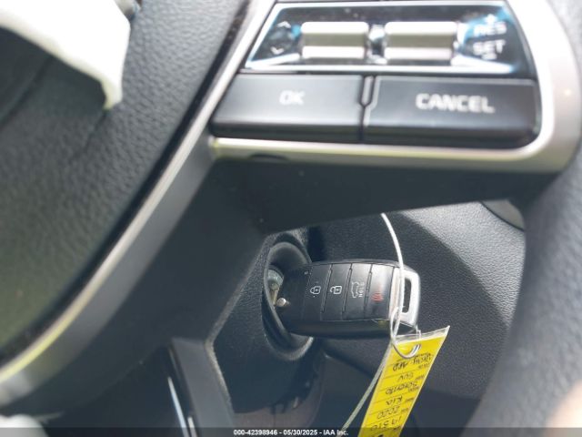 5XYPG4A39LG652818 KIA Sorento 2.4l Lx