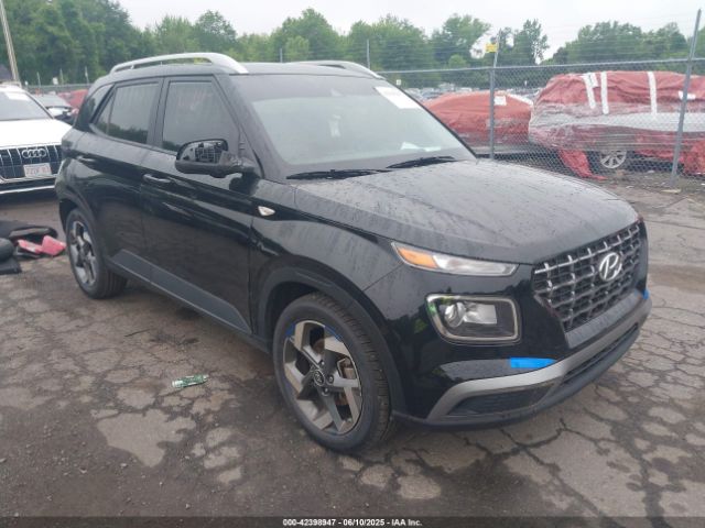 2022 HYUNDAI VENUE KMHRC8A36NU138157