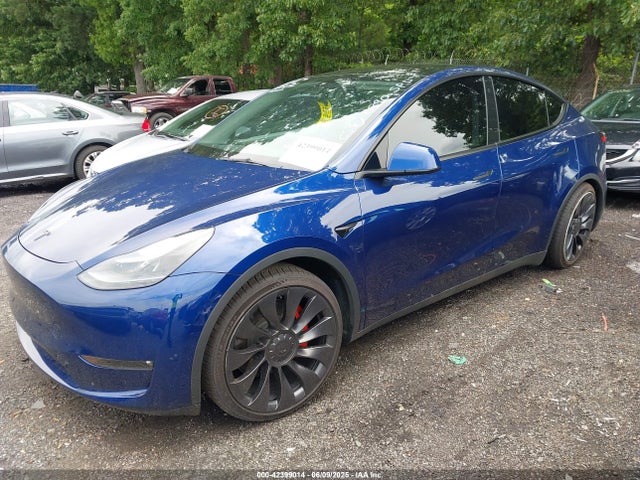 7SAYGDEF5PF700890 Tesla Model Y