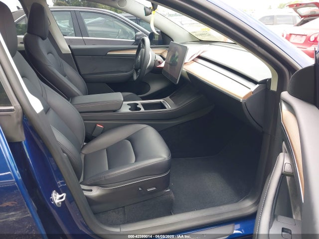 7SAYGDEF5PF700890 Tesla Model Y
