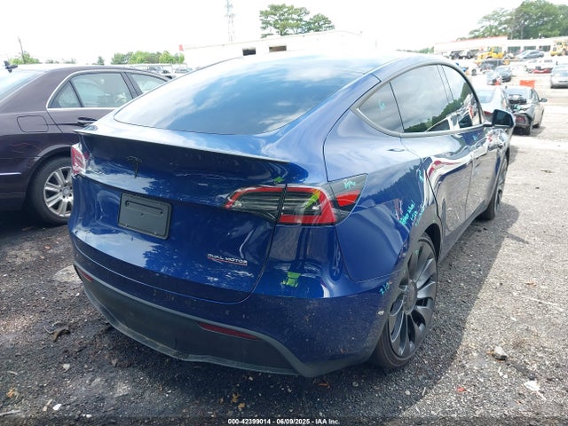 7SAYGDEF5PF700890 Tesla Model Y