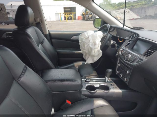 5N1DR2MM5KC615110 Nissan Pathfinder Sl