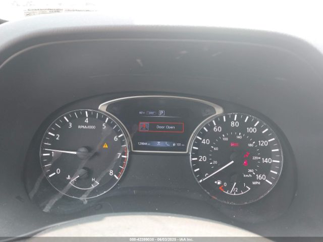 5N1DR2MM5KC615110 Nissan Pathfinder Sl
