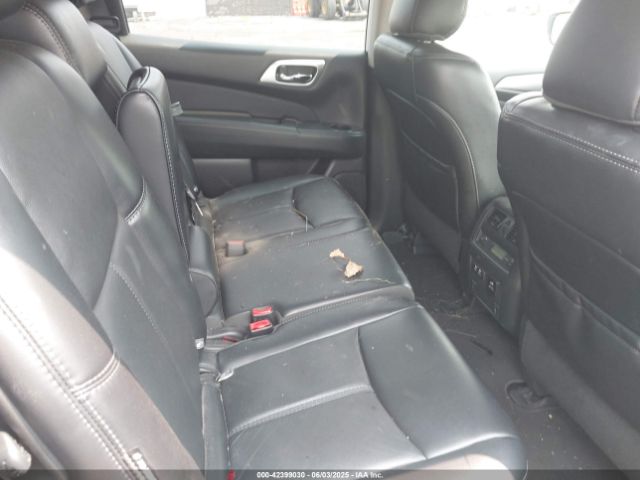 5N1DR2MM5KC615110 Nissan Pathfinder Sl