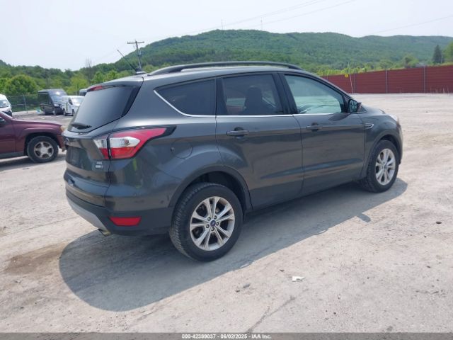 1FMCU9HD4JUD30212 Ford ESCAPE SEL