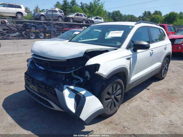 3VVAX7B24NM051868 Volkswagen tsi