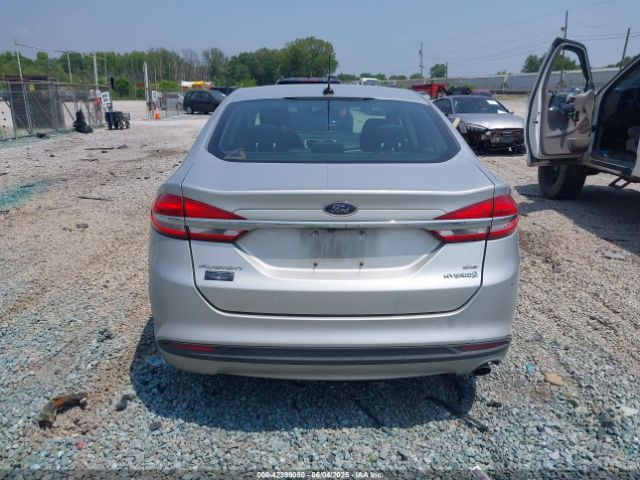 3FA6P0LU8HR380632 Ford Fusion Hybrid Se