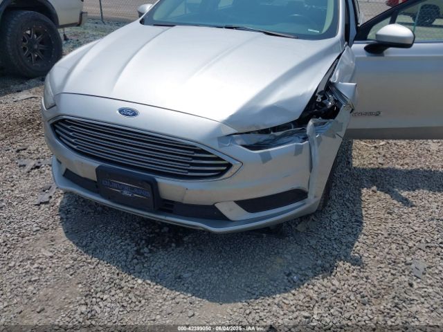 3FA6P0LU8HR380632 Ford Fusion Hybrid Se
