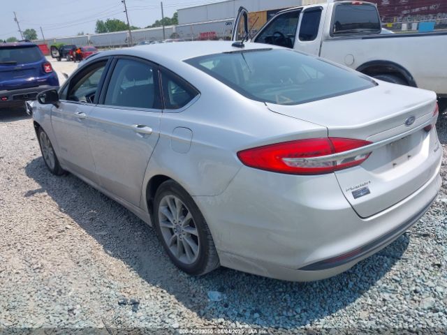 3FA6P0LU8HR380632 Ford Fusion Hybrid Se