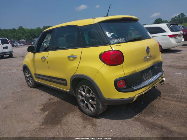 2014 FIAT 500L ZFBCFADH3EZ018967 Photo 2
