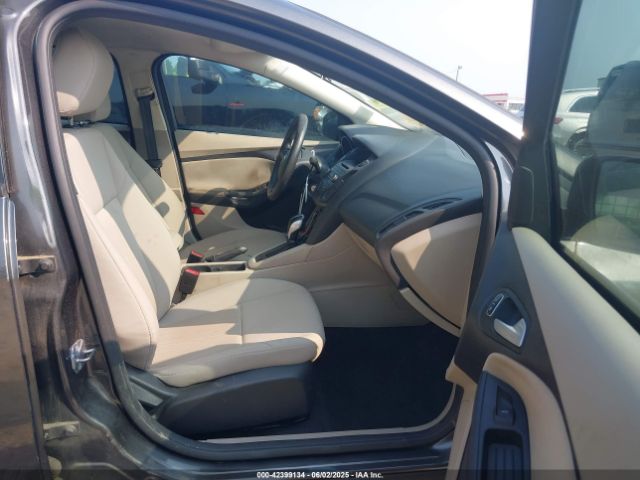 2015 FORD FOCUS 1FADP3F25FL238253 Photo 4