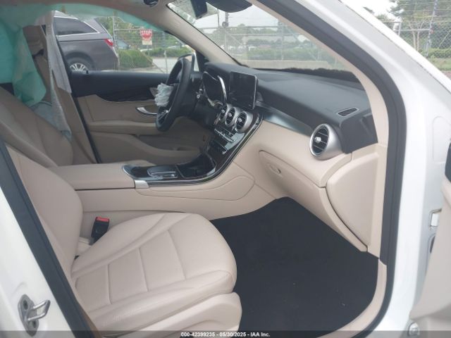 2022 MERCEDES-BENZ GLC 300 W1N0G8DB8NG114938 Photo 4