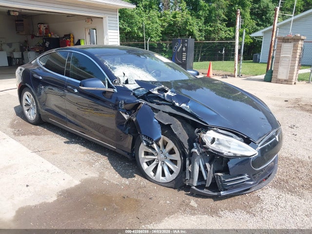 2014 TESLA MODEL S 5YJSA1H17EFP65983 Photo 0