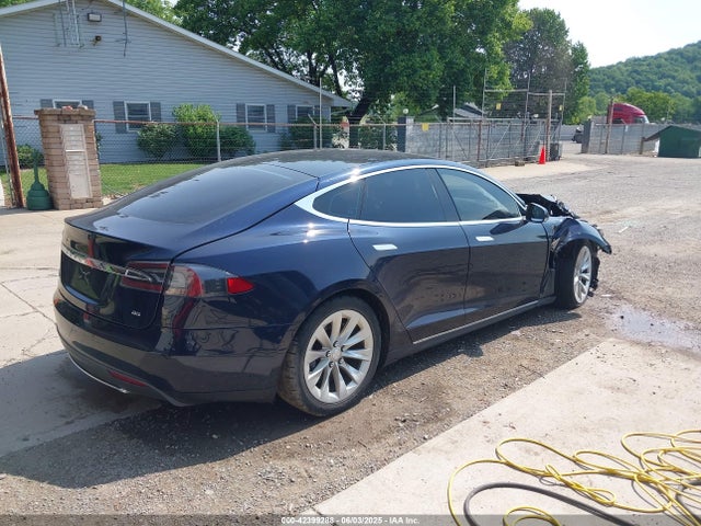 2014 TESLA MODEL S 5YJSA1H17EFP65983 Photo 3