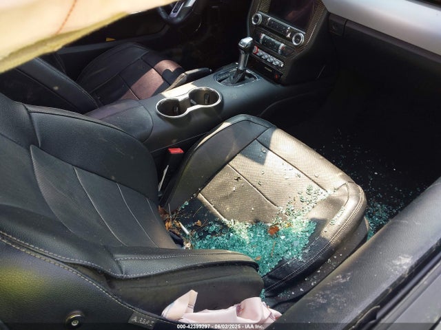 Ford 2016 2016 1FA6P8CFXG5201055 Image 5
