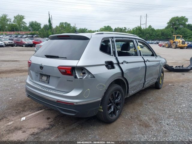 3VV2B7AX0NM159615 Volkswagen Tiguan 2.0t Se
