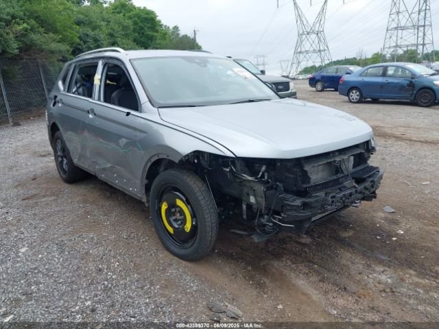 3VV2B7AX0NM159615 Volkswagen Tiguan 2.0t Se
