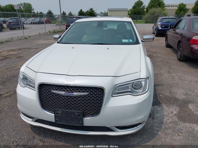 2C3CCAEG2FH802221 Chrysler 300C