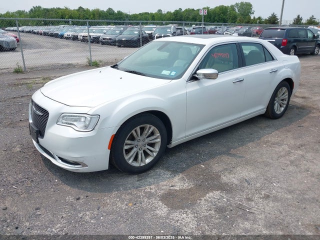 2C3CCAEG2FH802221 Chrysler 300C