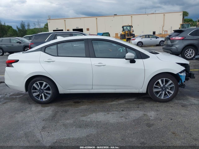 3N1CN8EV4SL840454 Nissan Versa 1.6 Sv