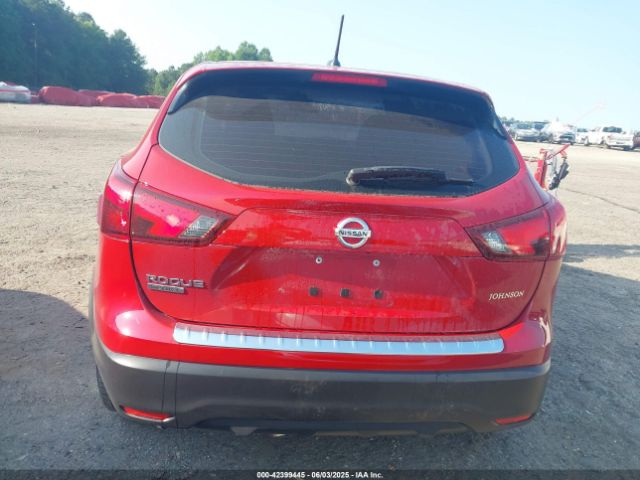 JN1BJ1CP2JW191796 Nissan Rogue Sport S