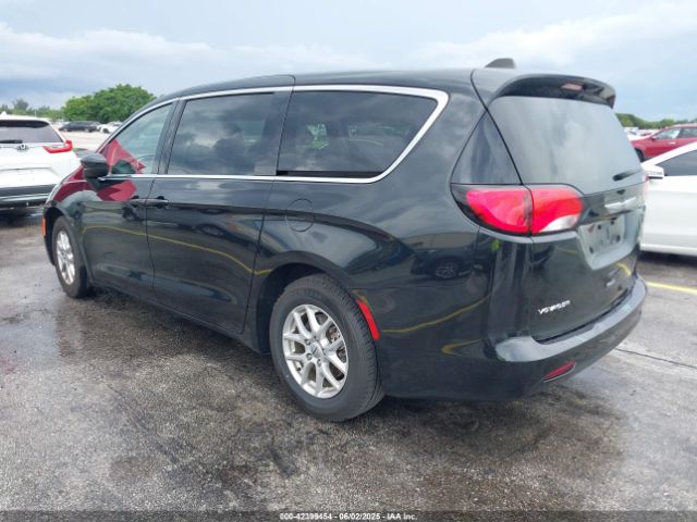 2022 CHRYSLER VOYAGER 2C4RC1CGXNR235418 Photo 2