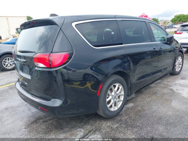 2022 CHRYSLER VOYAGER 2C4RC1CGXNR235418 Photo 3