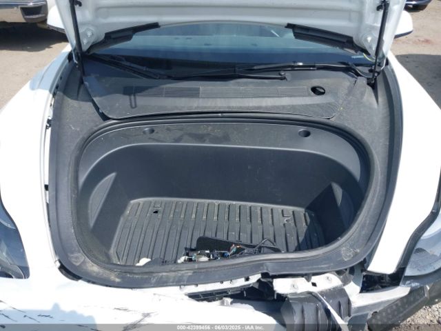 2023 TESLA MODEL 3 5YJ3E1EA6PF552295 Photo 9