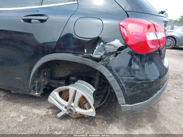 2017 MERCEDES-BENZ GLA 250 WDCTG4GB2HJ303014 Photo 5