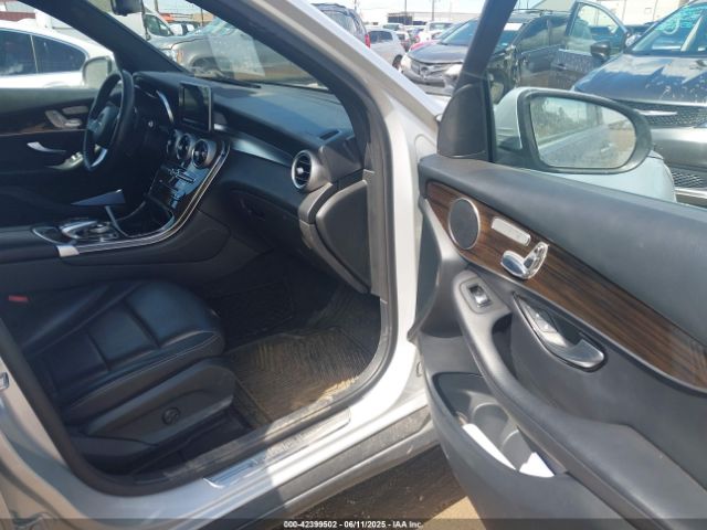 2016 MERCEDES-BENZ GLC 300 WDC0G4JB1GF094071 Photo 4