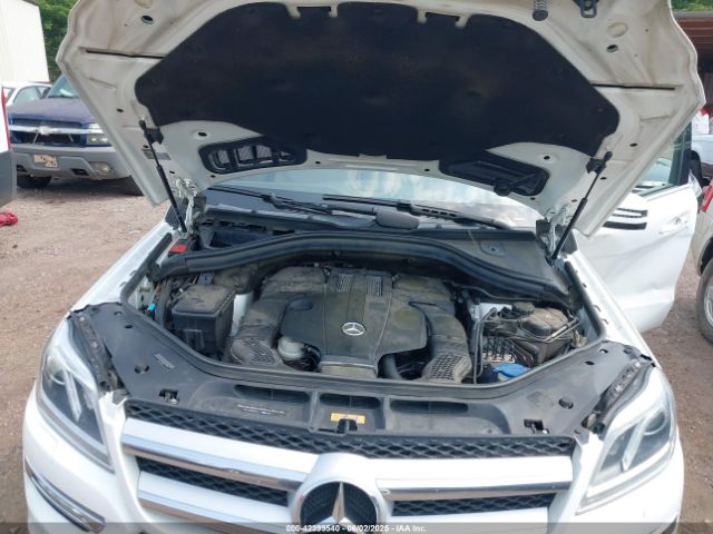 2016 MERCEDES-BENZ GL 450 4JGDF6EE6GA650782 Photo 9