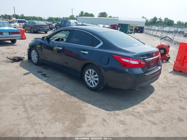 Nissan Altima 2016 1N4AL3AP3GN376915 Image 3