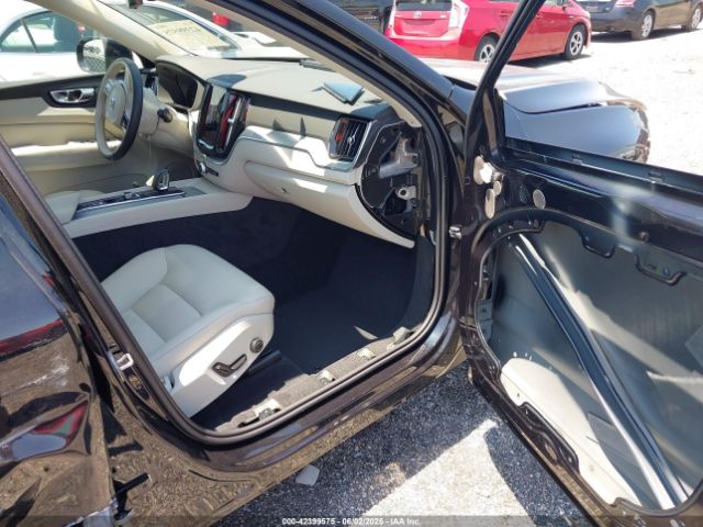 2025 VOLVO XC60 YV4M12RC0S1149901 Photo 4