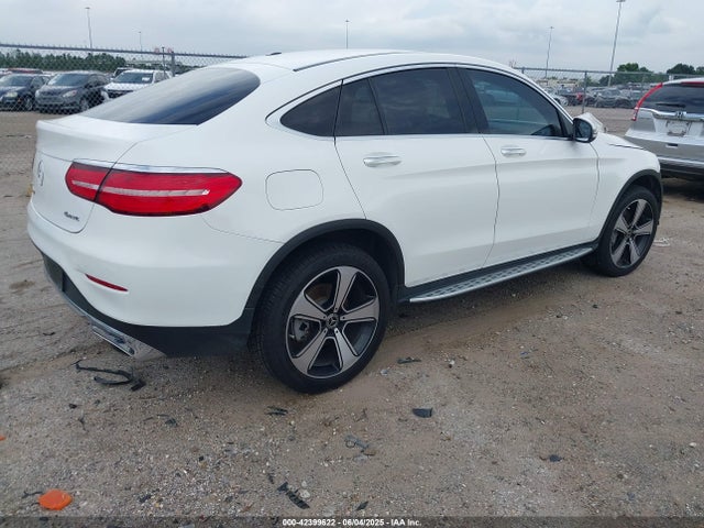 WDC0J4KB1HF231401 Mercedes-Benz m274