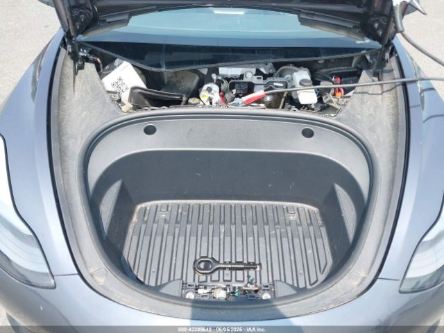 2023 TESLA MODEL 3 5YJ3E1EA3PF686164 Photo 9