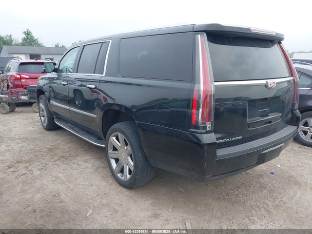 2019 CADILLAC ESCALADE ESV 1GYS4HKJ0KR211371 Photo 2