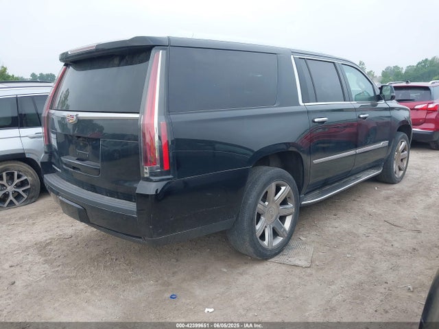 2019 CADILLAC ESCALADE ESV 1GYS4HKJ0KR211371 Photo 3