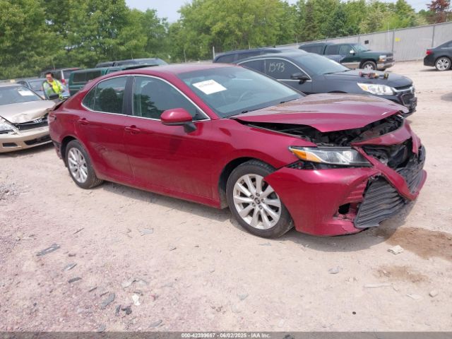 2018 TOYOTA CAMRY 4T1B11HK2JU564885