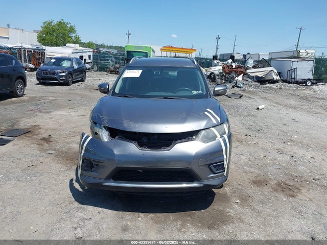 KNMAT2MV3FP519203 Nissan 2015