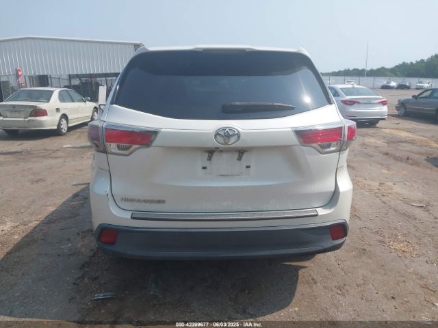 5TDZARFHXGS020382 Toyota Highlander Le
