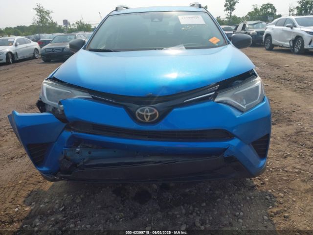 JTMZFREV6HJ703512 Toyota RAV4 LE