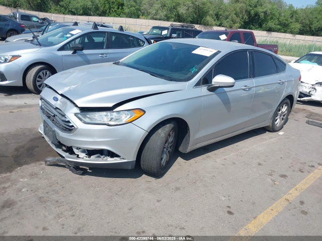 3FA6P0G72JR187158 Ford FUSION S