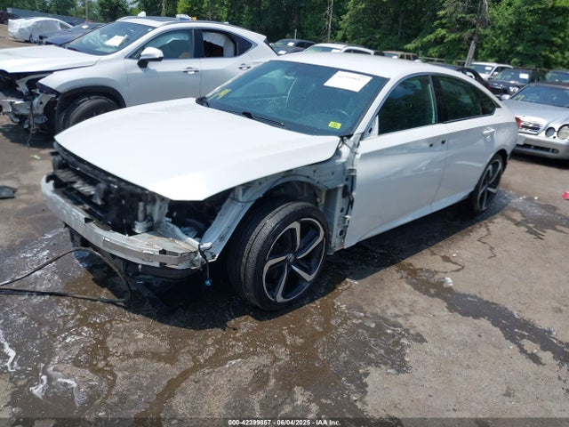 1HGCV1F3XJA058832 Honda Accord Sport